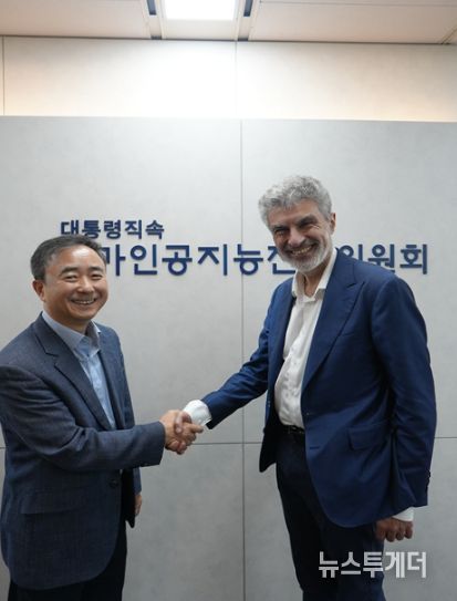 임문영 상근 부위원장 – 요슈아 벤지오 기념 사진