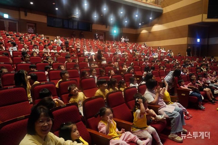 홍천군, 가족뮤지컬 '피노키오' 성황리 개최