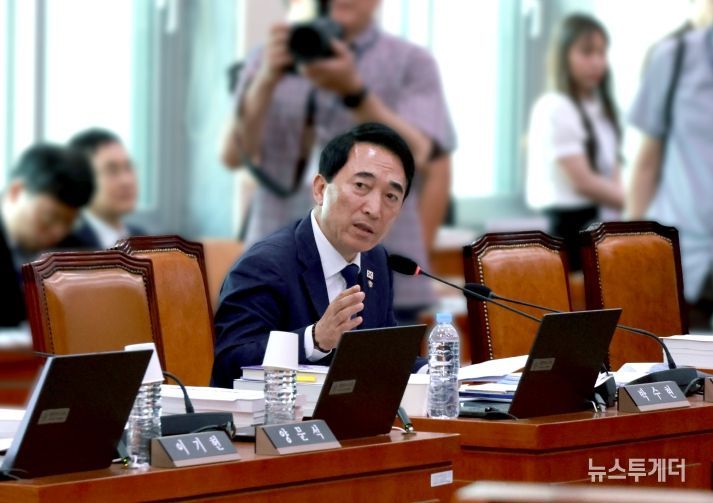 박수현 국회의원(더불어민주당 / 충남 공주·부여·청양)