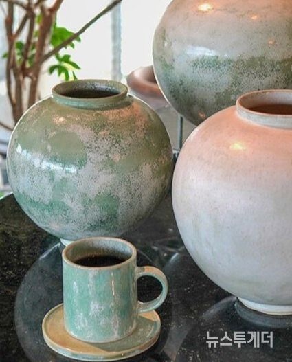 김해공예창작지원센터, ‘지역작가 작품 유통·홍보 사업’ 본격 가동-테이스티저니-주아현,