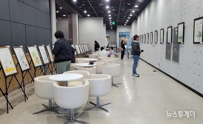 안동시, 성인문해교육 시화전 ‘어머니의 시간’ 개최