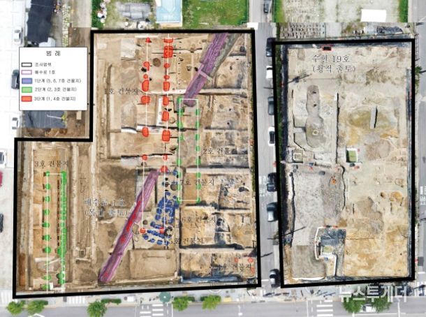 부여 관북리유적 발굴지 전경(악기출토 : 수혈19호, 목간출토 : 배수로1호와 수혈19호)